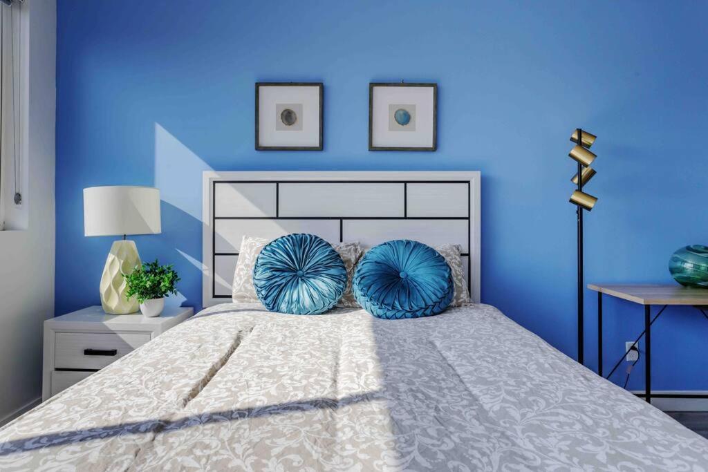Holiday home Stunning Hollywood Townhouse With Sunny Views
