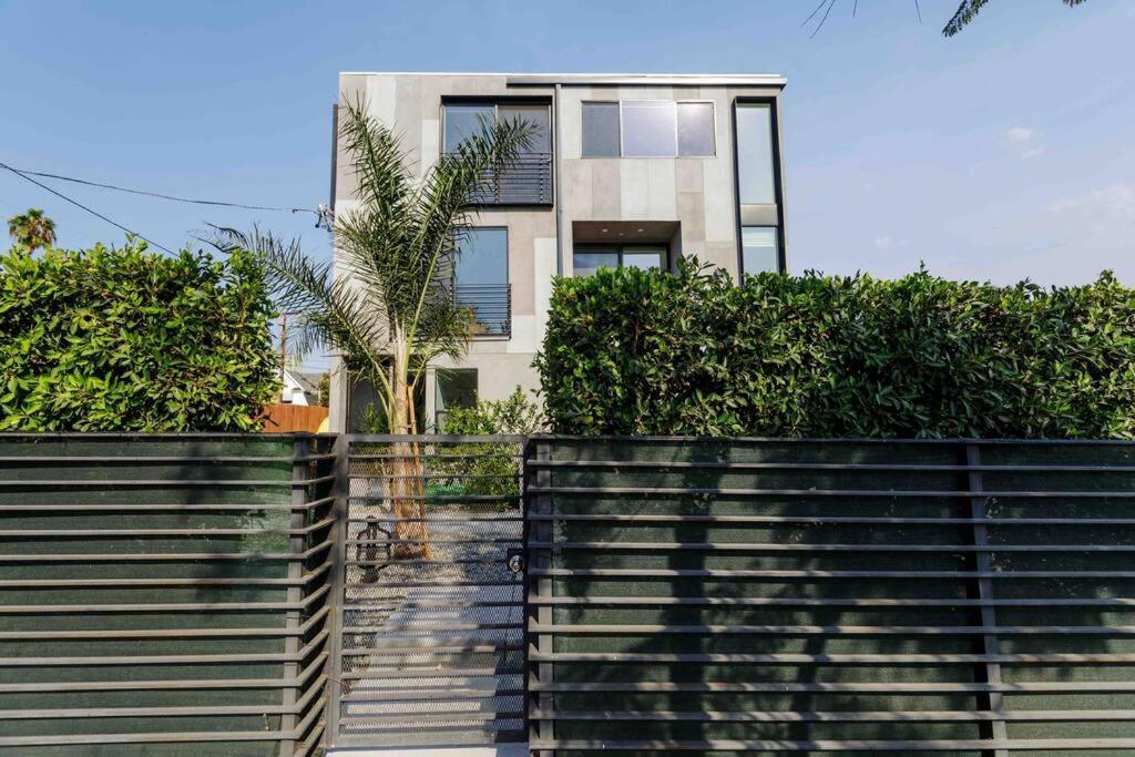 Stunning Hollywood Townhouse With Sunny Views Holiday home *
